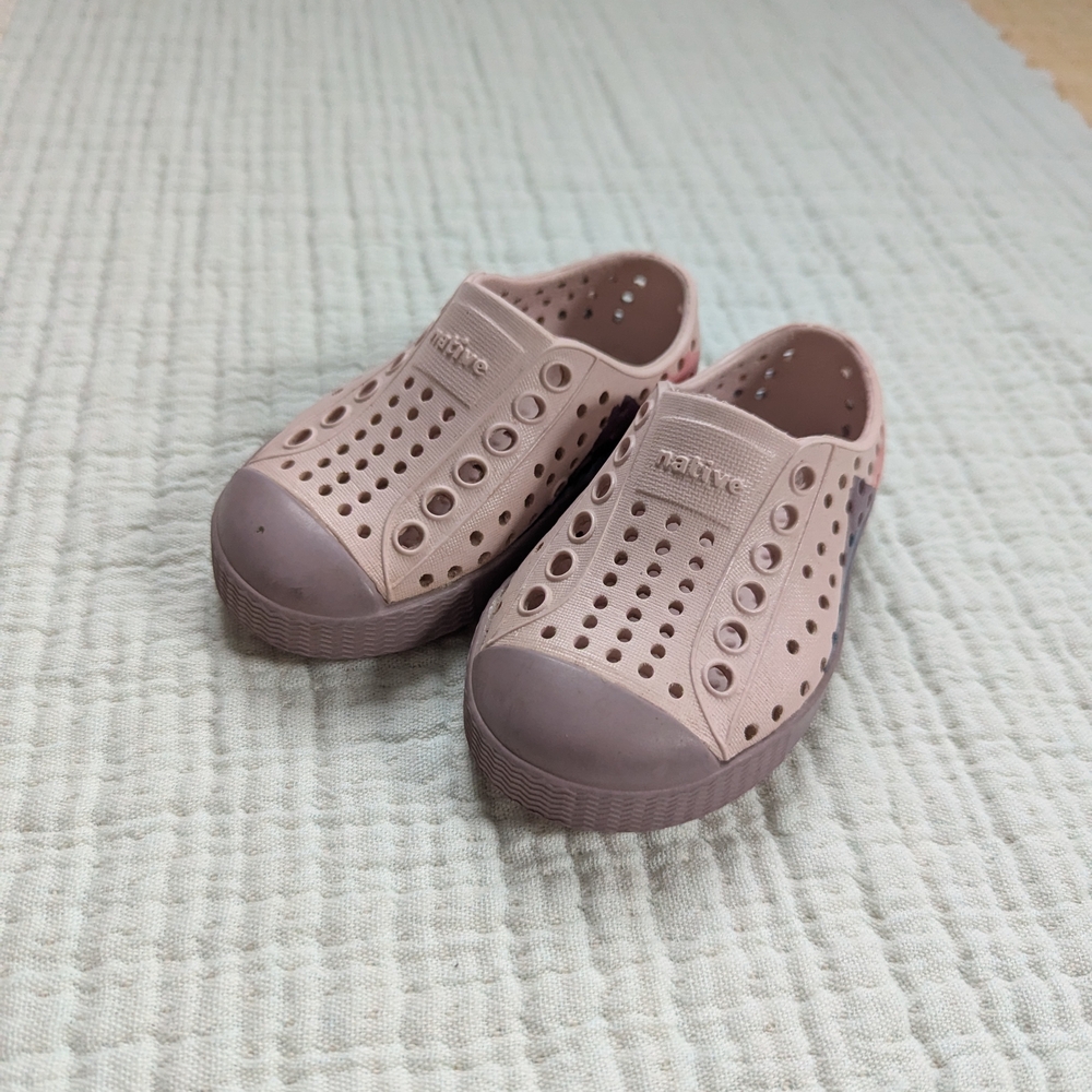 Native Kids Pink Slip-On Water Shoes